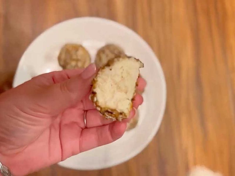 Two-Ingredient Bagel Bites